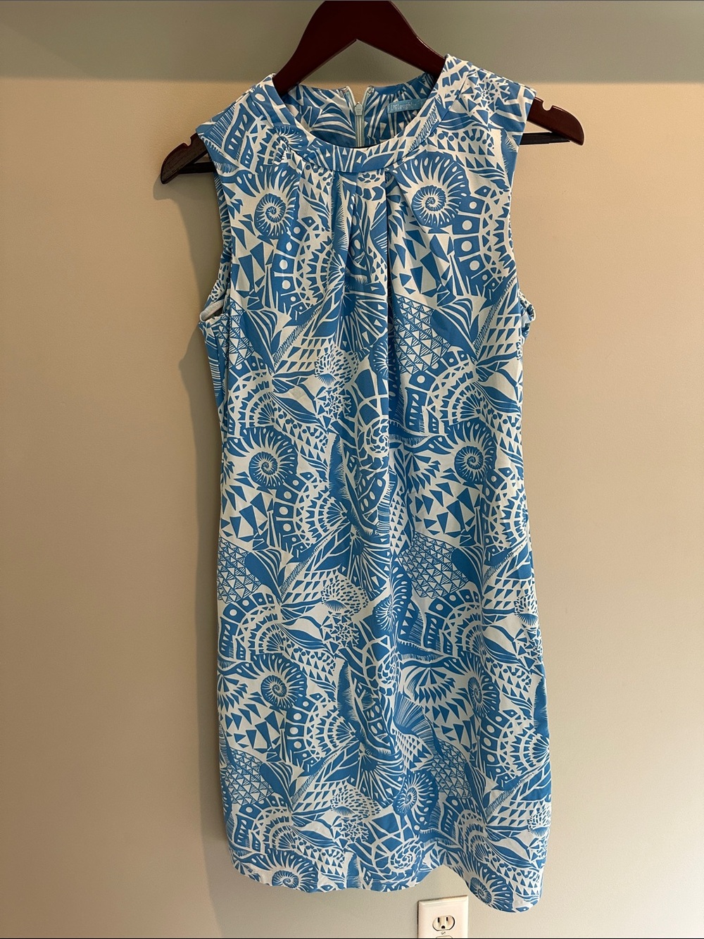 J. McLaughlin White & Blue Sleeveless Printed Dress
